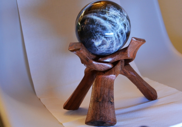 Pierre de lune noire